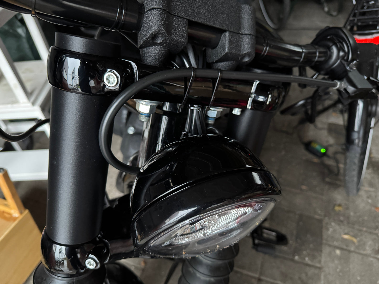 Gabelmutterabdeckungen für Harley Davidson Street Bob 114